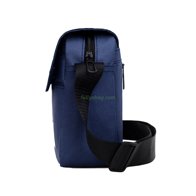 Custom Logo Large Capacity Portable Shoulder Bag Waterproof Nylon Men Messenger Cross body Bag For Teenagers