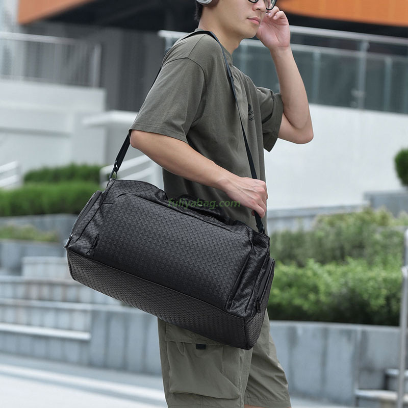 Custom Dry Wet Separation PU Leather Travel Handheld Bag Multifunctional Durable Large Capacity Sports Gym Duffel Bag