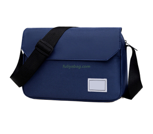 Custom Logo Large Capacity Portable Shoulder Bag Waterproof Nylon Men Messenger Cross body Bag For Teenagers