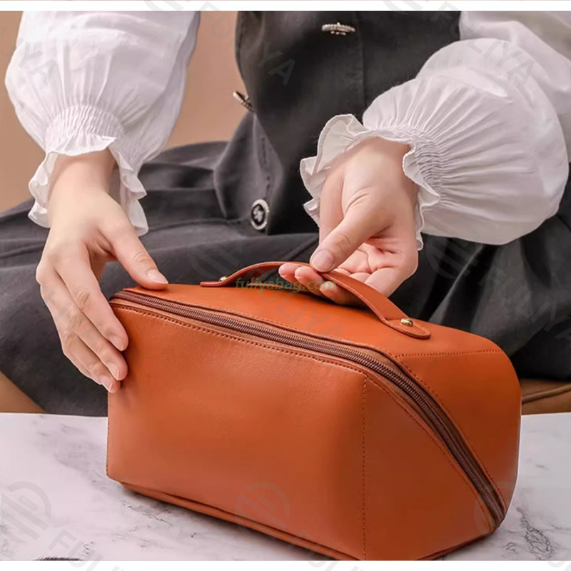 Women Beauty Cosmetic Bag Portability Travel Makeup Brush Bag PU Leather Waterproof Toiletries Storage Bag With Handle