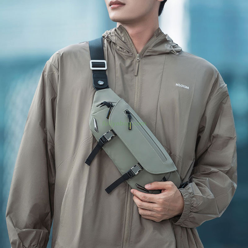Fuliya Custom Stylish Water-Resistant Bike Mount Sling Pack Small Backpack Cycling Hiking Crossbody Bag Men’s Chest Bag