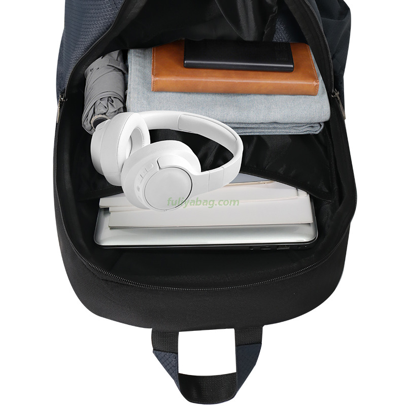 Unisex Durable Waterproof Zipper Polyester Large Capacity Laptop Backpack Comfortable Lightweight Travel Causal Backpack